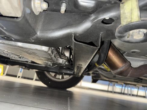 Used 2011 Buick Lucerne CXL w/ Driver Confidence Package image 17