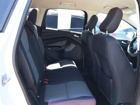 Used 2019 Ford Escape SE AWD/4WD image 8