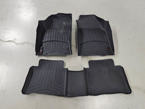 Used 2019 Nissan Maxima SR w/ Premium Package FWD image 9