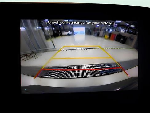 Used 2021 Hyundai Kona Limited w/ Cargo Package image 18