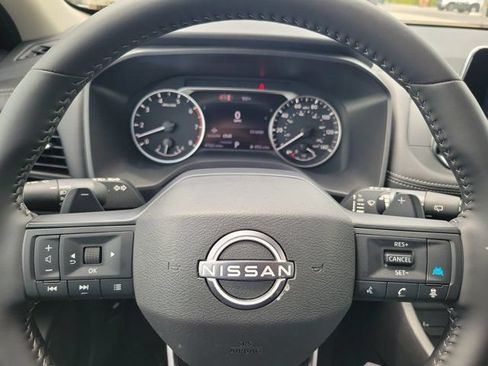 Certified 2026 Nissan Rogue SV FWD image 20