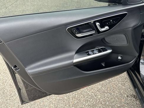Used 2022 Mercedes-Benz C 300 4MATIC Sedan image 23