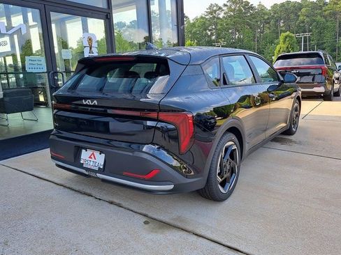 New 2026 Kia K4 GT-Line Turbo FWD image 4