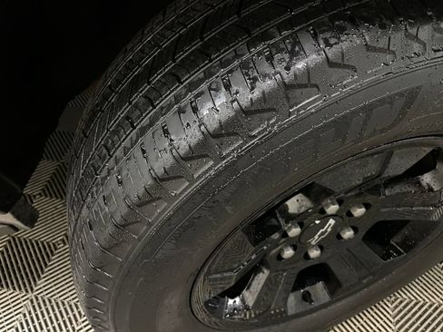Used 2016 Chevrolet Suburban LT RWD image 49