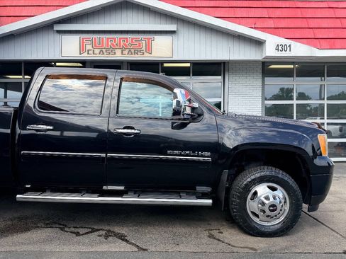 Used 2013 GMC Sierra 3500 Denali AWD/4WD image 12
