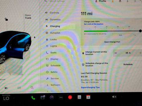 Used 2024 Tesla Model Y Long Range AWD/4WD image 19