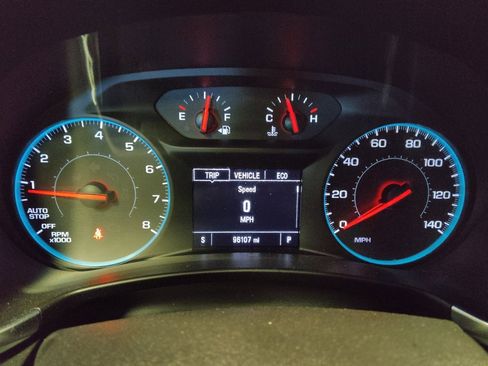 Used 2018 Chevrolet Equinox LT image 23