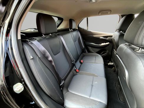 Used 2022 Buick Encore GX Preferred w/ Sport Touring Package FWD image 25