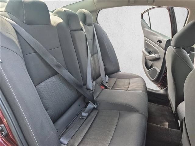 Used 2025 Nissan Altima 2.5 SV AWD/4WD image 18