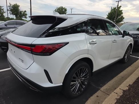 Used 2023 Lexus RX 350 AWD w/ Cold Area Package image 4