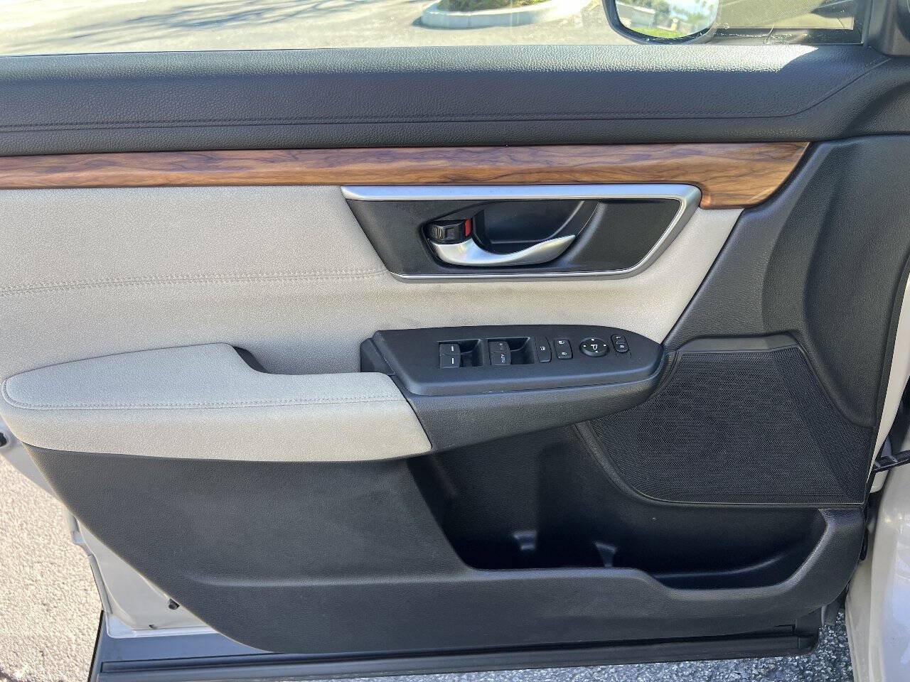 Used 2019 Honda CR-V EX image 13