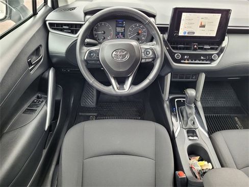 Certified 2023 Toyota Corolla Cross LE w/ Moonroof Package image 19