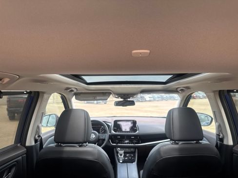 Certified 2023 Nissan Rogue SL w/ SL Premium Package FWD image 33