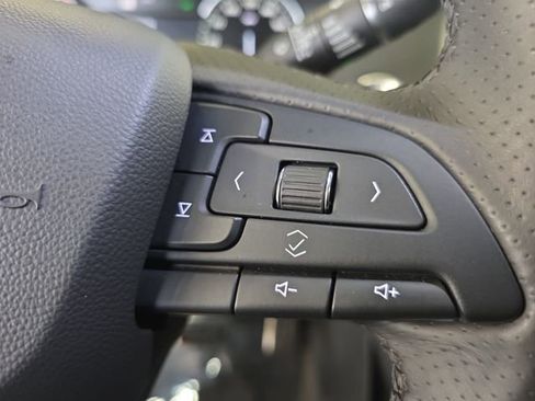 Used 2019 Cadillac XT4 Sport w/ Cold Weather Package image 18