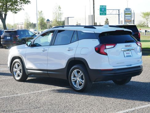 Used 2023 GMC Terrain SLE w/ Driver Convenience Package AWD/4WD image 7
