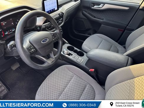 Used 2020 Ford Escape SE image 7