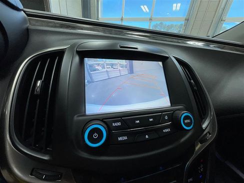 Used 2016 Buick LaCrosse FWD image 18