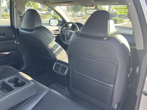 Used 2017 Acura TLX V6 image 16