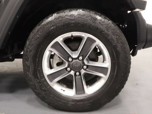 Certified 2018 Jeep Wrangler Unlimited Sport AWD/4WD image 27