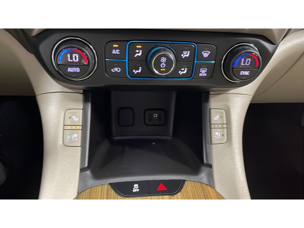 Used 2018 GMC Acadia Denali AWD/4WD image 14