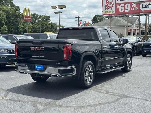 Used 2024 GMC Sierra 1500 SLT AWD/4WD image 2