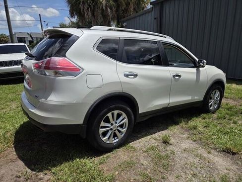 Used 2015 Nissan Rogue SV FWD image 10