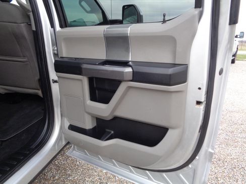 Used 2019 Ford F250 XLT w/ XLT Premium Package image 72