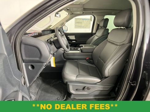 New 2025 Ford Expedition Max Active image 5