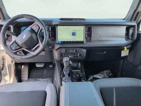 New 2025 Ford Bronco Big Bend image 5