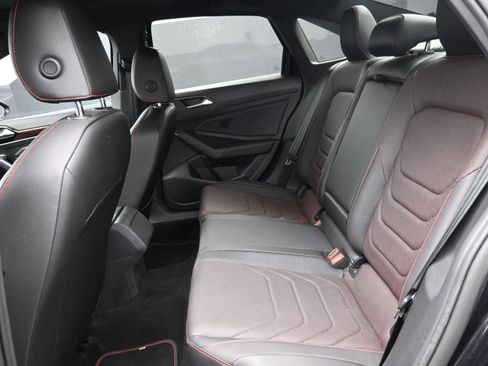 Used 2023 Volkswagen Jetta GLI Autobahn image 14