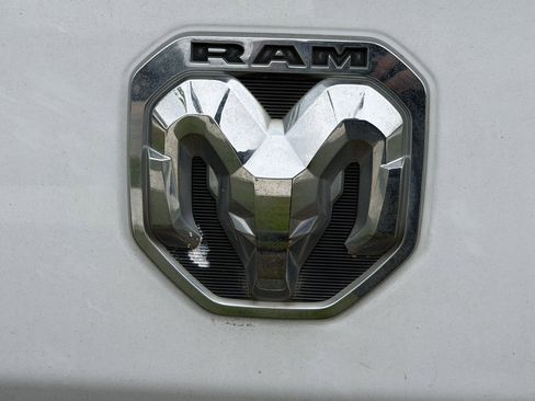Used 2021 RAM 2500 Big Horn AWD/4WD image 4