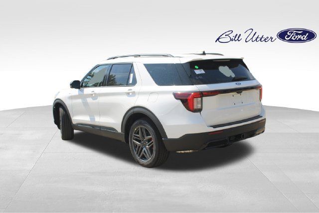 New 2027 Ford Explorer ST-Line w/ Premium Package RWD image 4