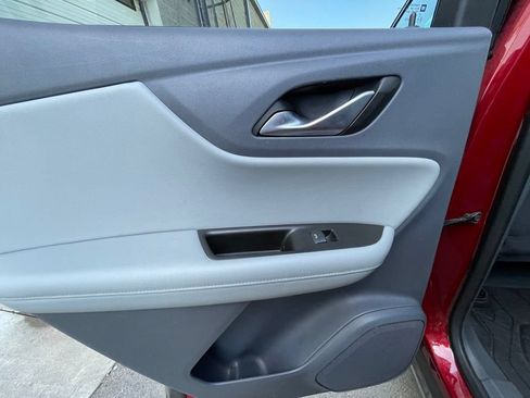 Used 2022 Chevrolet Blazer LT FWD image 24