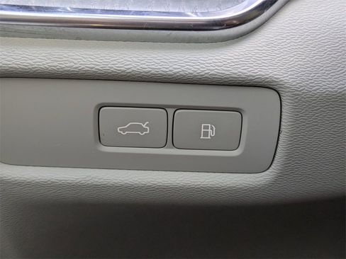 Certified 2024 Volvo S60 T8 Plus w/ Climate Package image 32