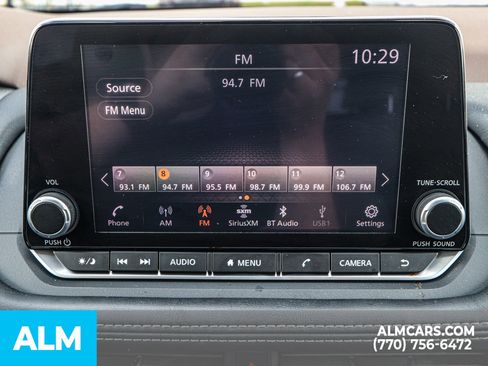 Used 2023 Nissan Rogue SV image 43