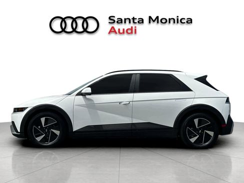 Used 2025 Hyundai Ioniq 5 SEL RWD image 5