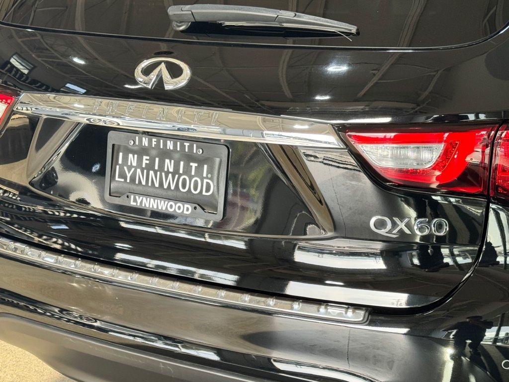 Used 2018 INFINITI QX60 Luxe w/ Premium Plus Package AWD/4WD image 29