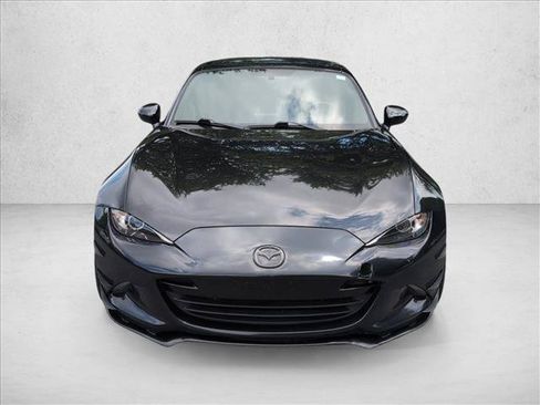 Used 2017 MAZDA MX-5 Miata RF Club RWD image 2