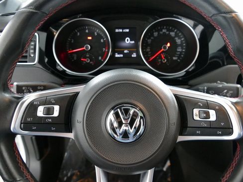 Used 2017 Volkswagen Jetta GLI image 15
