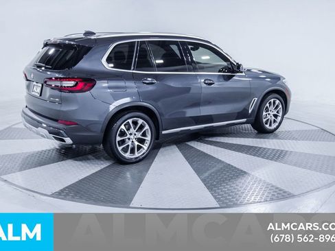 Used 2022 BMW X5 xDrive40i AWD/4WD image 10