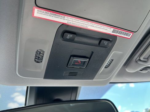 Used 2023 Toyota Camry SE image 40