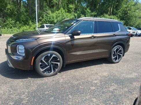 Used 2022 Mitsubishi Outlander SEL AWD/4WD image 3