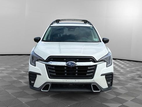 Used 2024 Subaru Ascent Touring AWD/4WD image 8