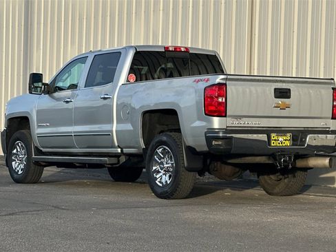 Used 2017 Chevrolet Silverado 2500 LTZ image 7