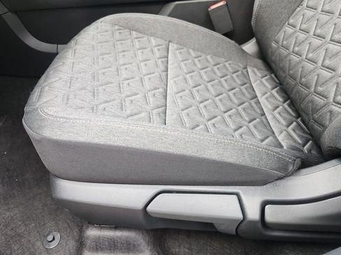 New 2026 Nissan Kicks SV image 17