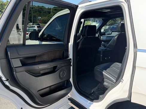 Used 2019 Ford Expedition Limited w/ Special Edition Package AWD/4WD image 29