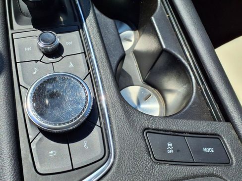 Certified 2022 Cadillac XT6 Sport w/ Technology Package image 37