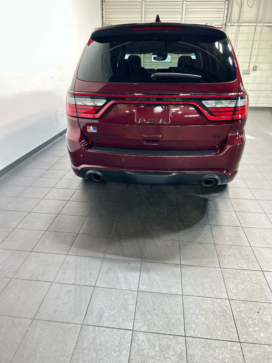 Used 2023 Dodge Durango R/T w/ Tow 'N Go Package AWD/4WD image 7