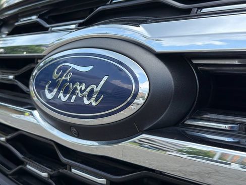 Used 2023 Ford Expedition Max Limited AWD/4WD image 16