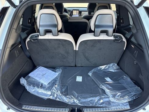 New 2026 Volvo XC90 T8 Plus image 21